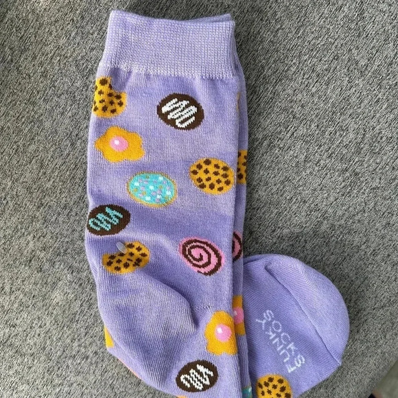 NWOT Fruit Gusher Print Socks and 2 pairs of Funky Socks (3 pairs) - Picture 5 of 12